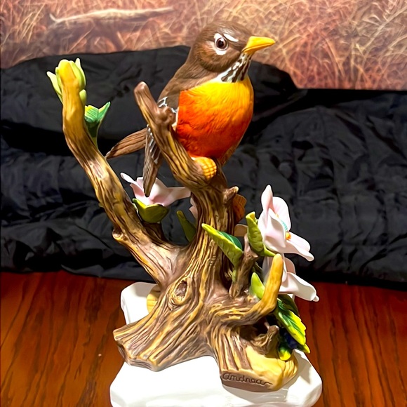 ANDREA’S BIRDS. ROBIN with WILD ROSES 🌹 Fine Hand Painted Porcelain Art 9743 - Picture 5 of 16